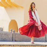 Choosing Women’s Designer Shawls by Fabric Type